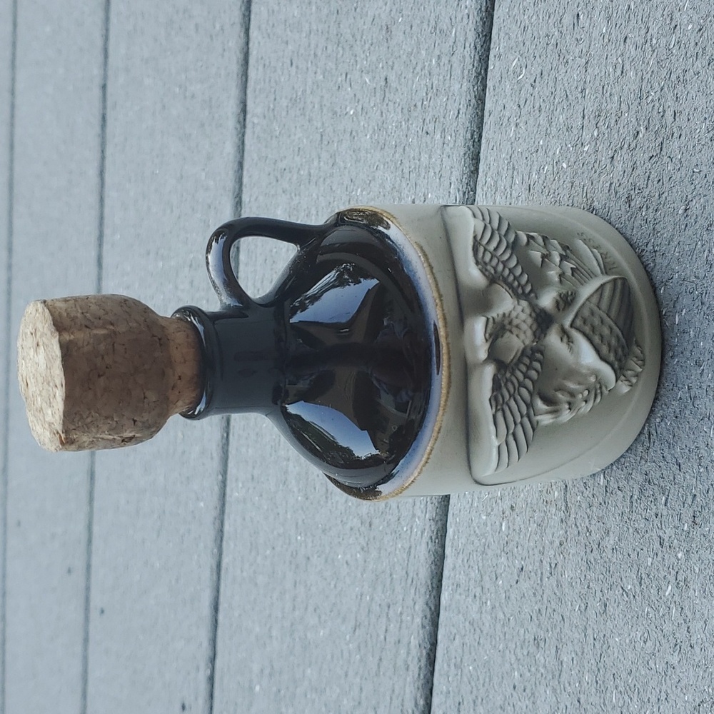 Vintage Kress Stoneware American Crest Bald Eagle Jug